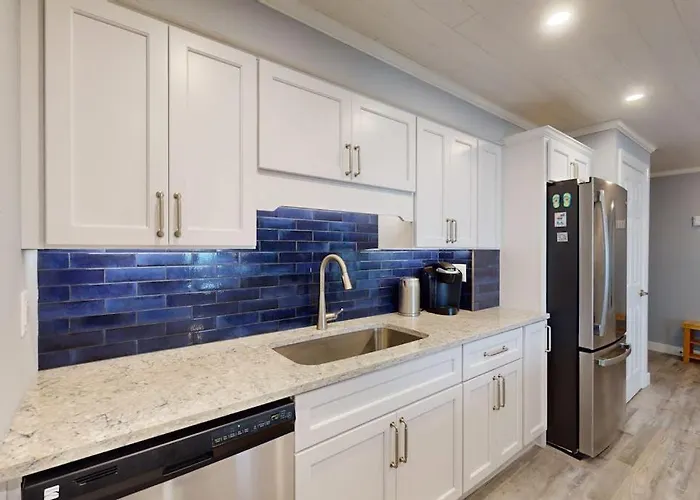 Holiday home Stunning Ocean-front And Ocean-view With Pools And Sports Courts Ocean City