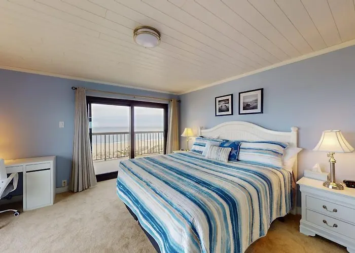 Stunning Ocean-front And Ocean-view With Pools And Sports Courts Holiday home