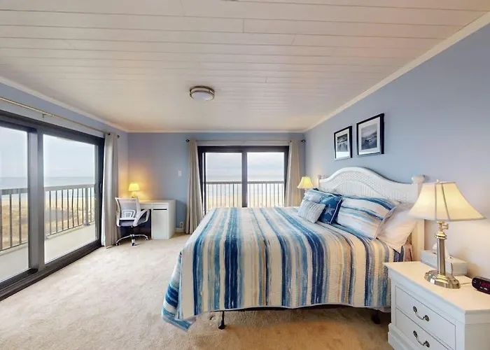 Stunning Ocean-front And Ocean-view With Pools And Sports Courts Holiday home