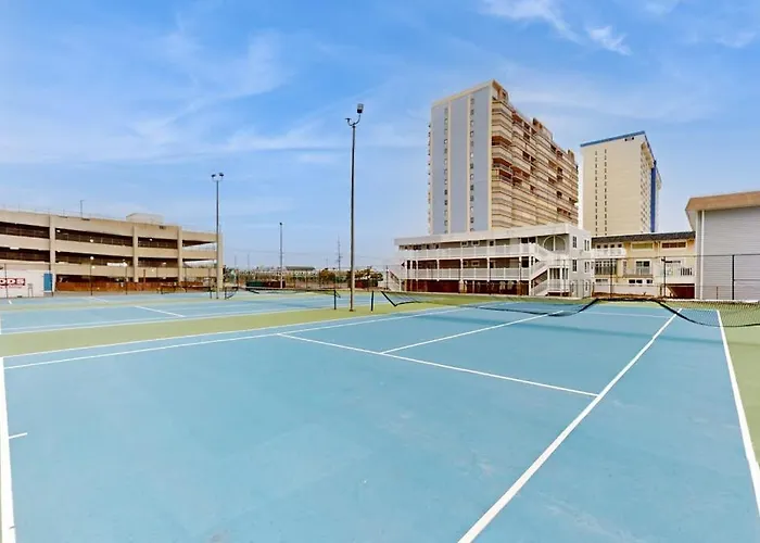 Stunning Ocean-front And Ocean-view With Pools And Sports Courts Holiday home Ocean City