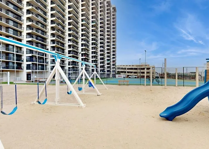 Stunning Ocean-front And Ocean-view With Pools And Sports Courts Holiday home Ocean City