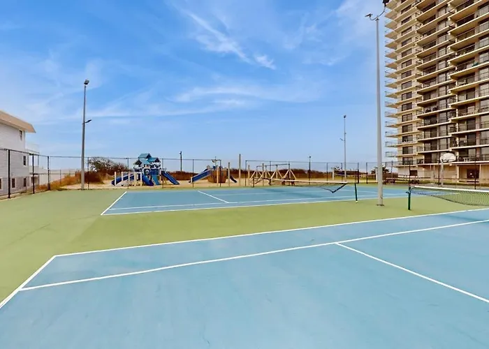 Stunning Ocean-front And Ocean-view With Pools And Sports Courts