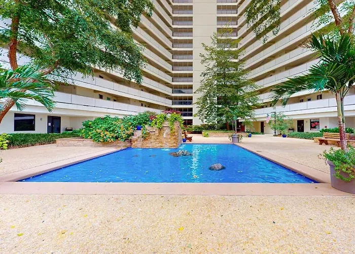 Stunning Ocean-front And Ocean-view With Pools And Sports Courts Holiday home
