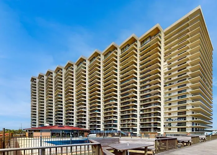 Stunning Ocean-front And Ocean-view With Pools And Sports Courts Ocean City