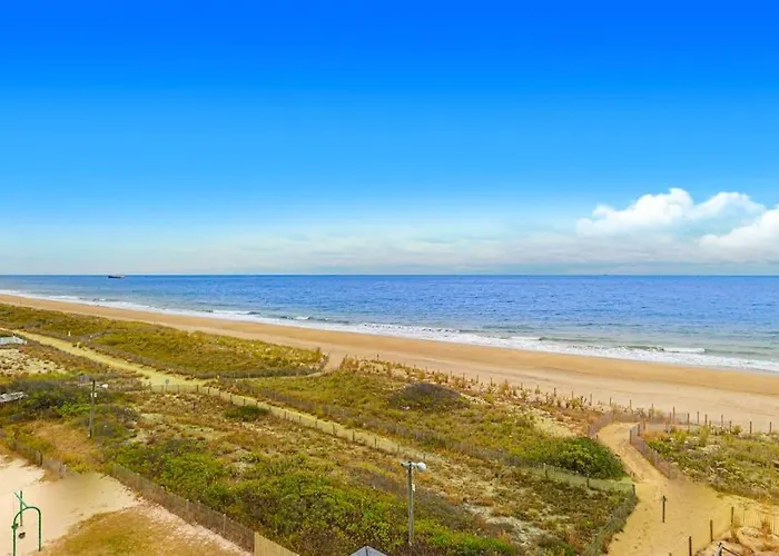 Stunning Ocean-front And Ocean-view With Pools And Sports Courts Holiday home *
